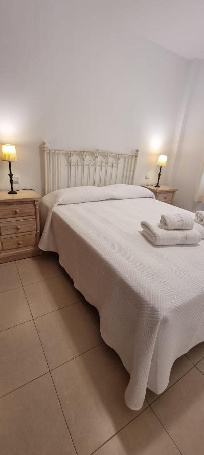 Vivienda Calle Goya 2 フエンヒロラ エクステリア 写真